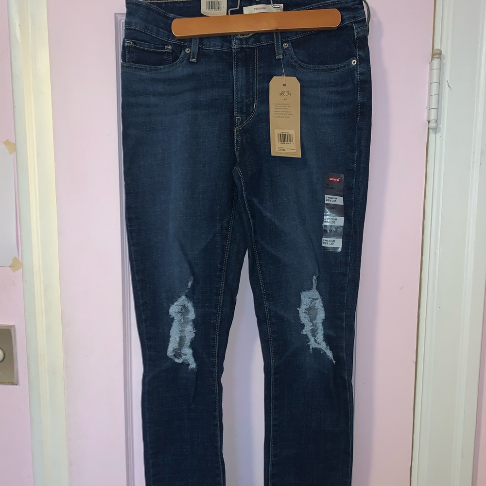 Levi jeans